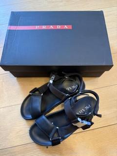 人気PRADA サンダル 黒　美品
