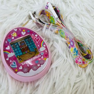 たまごっちみーつ メルヘンみーつver. ピンク ストラップ付き バンダイ